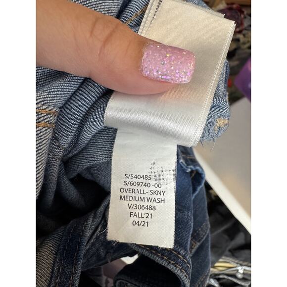 GAP Girls Medium Wash Skinny Leg Overalls Size 5 Years - Picture 5 of 5